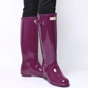 HUNTER tall violet gloss rain boots - Women's 8